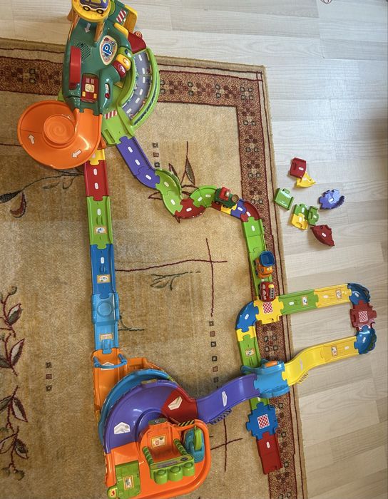 Vtech Set garaj si parcare interactive