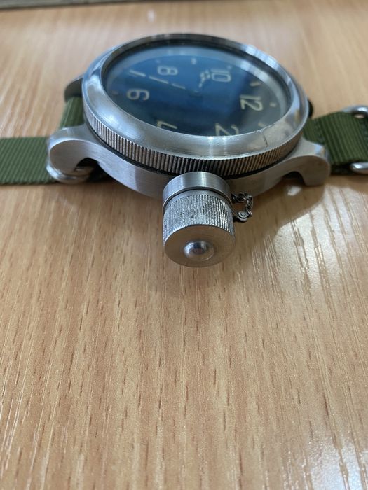 Продаю часы