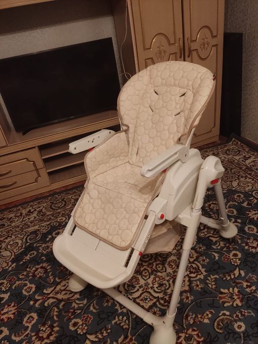 Стул для кормления