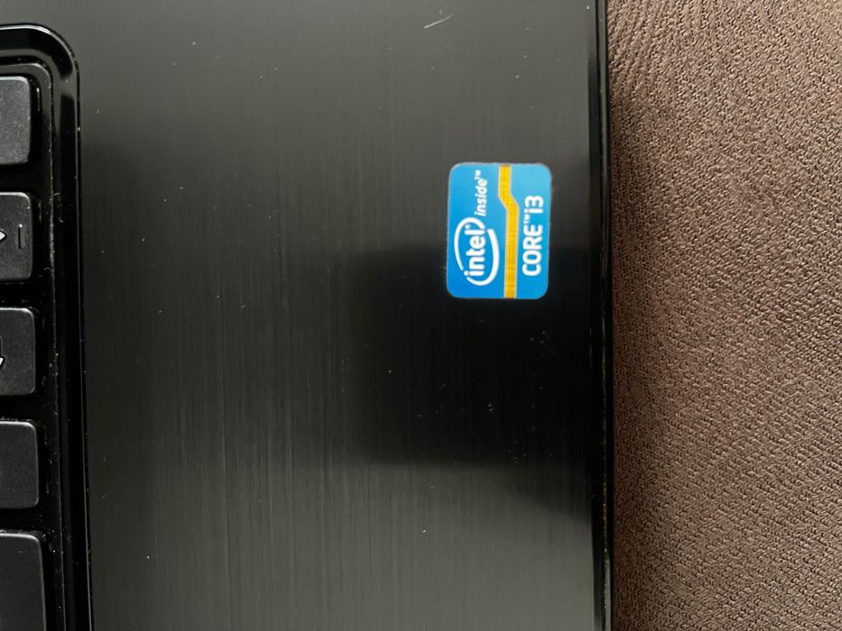 Лаптоп Dell INSPIRON N5050-0200