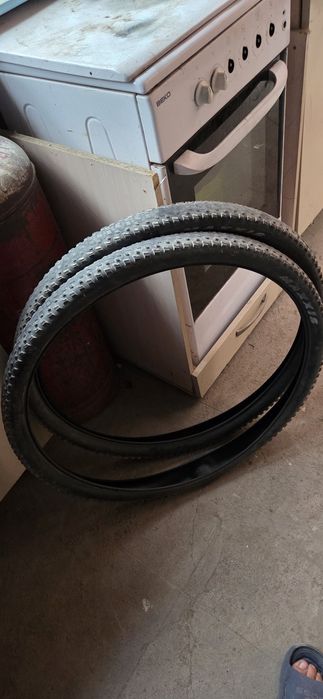 Продам покрышки 29