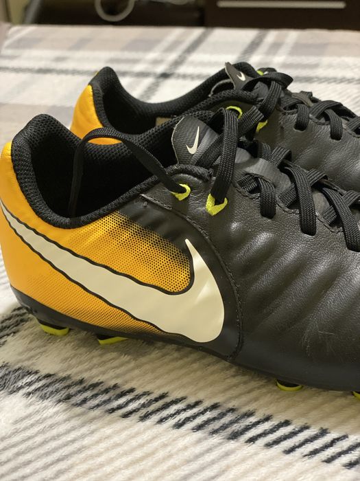 Бутонки Nike Tiempo IV