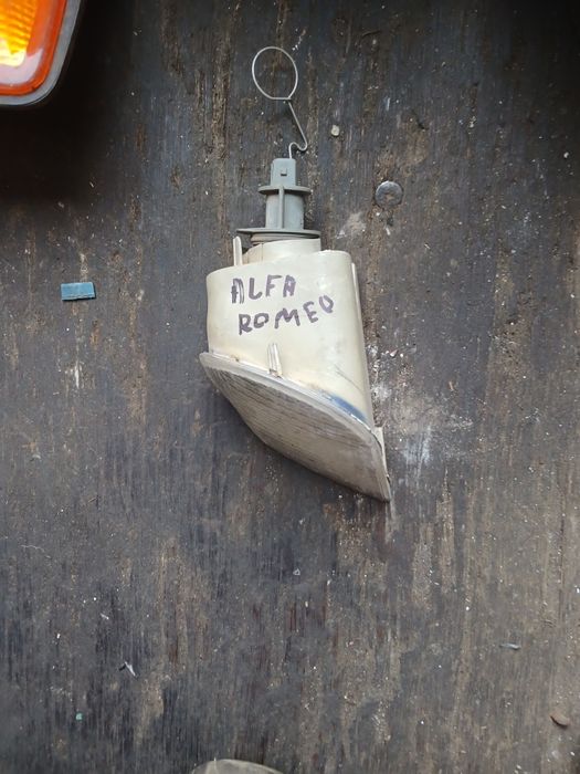 Поворотник Альфа Ромео в оригинале