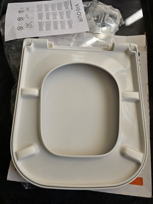 Капак за тоалетна чиния VIGOUR Германия налични 26 броя ТОП ЦЕНА