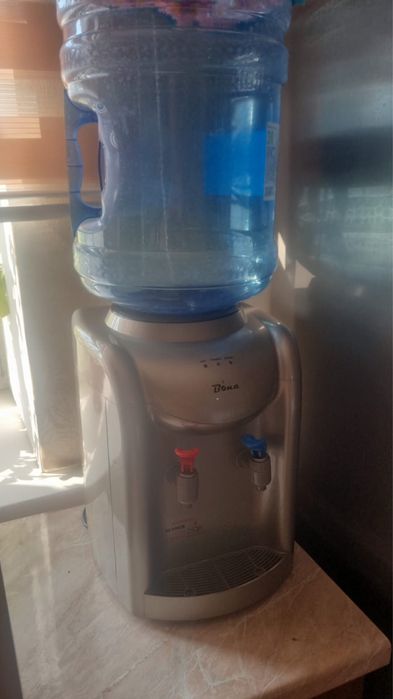 Продается кулер для воды