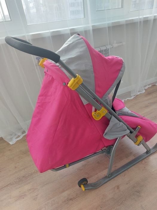 Продам санки детские