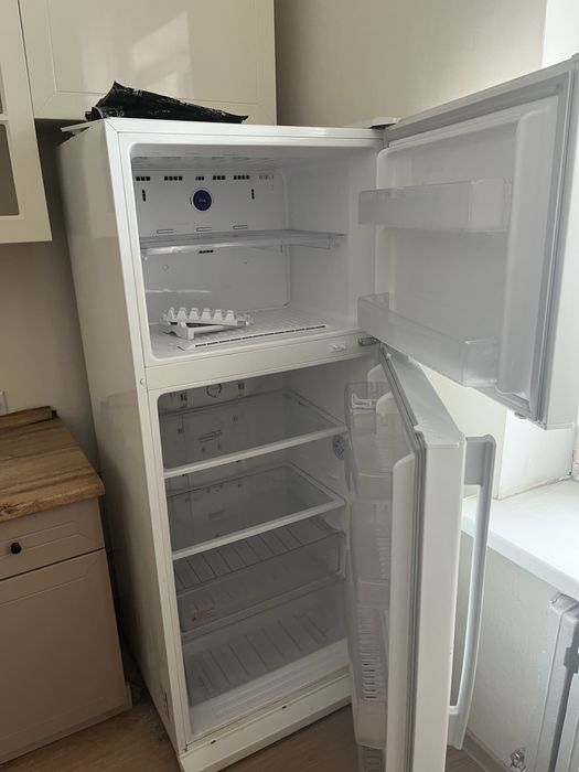 Продам холодильник б/у