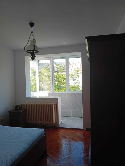 Inchiriez apartament 3camere