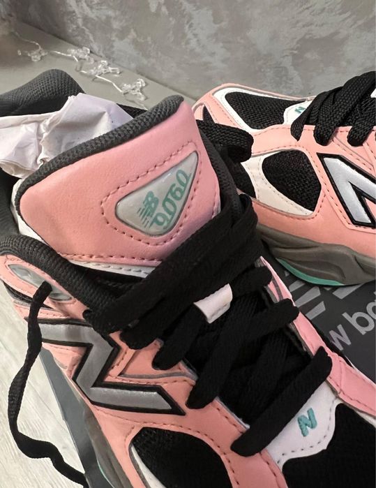 Adidasi New Balance 9060 originali