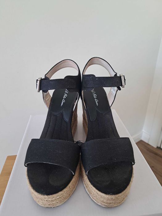 Еспадрили на платформа 38 номер