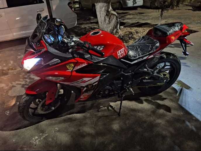 Eng arzoni Bizda Motosikl Kavasaki  400 kub Ideal Xolatda