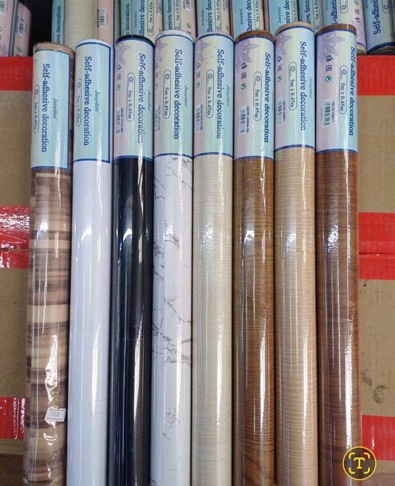 Самоклеещаяся плёнка