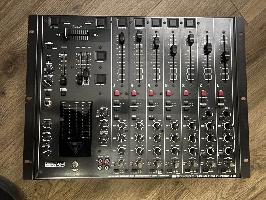 Behringer DX2000USB Mixer DJ