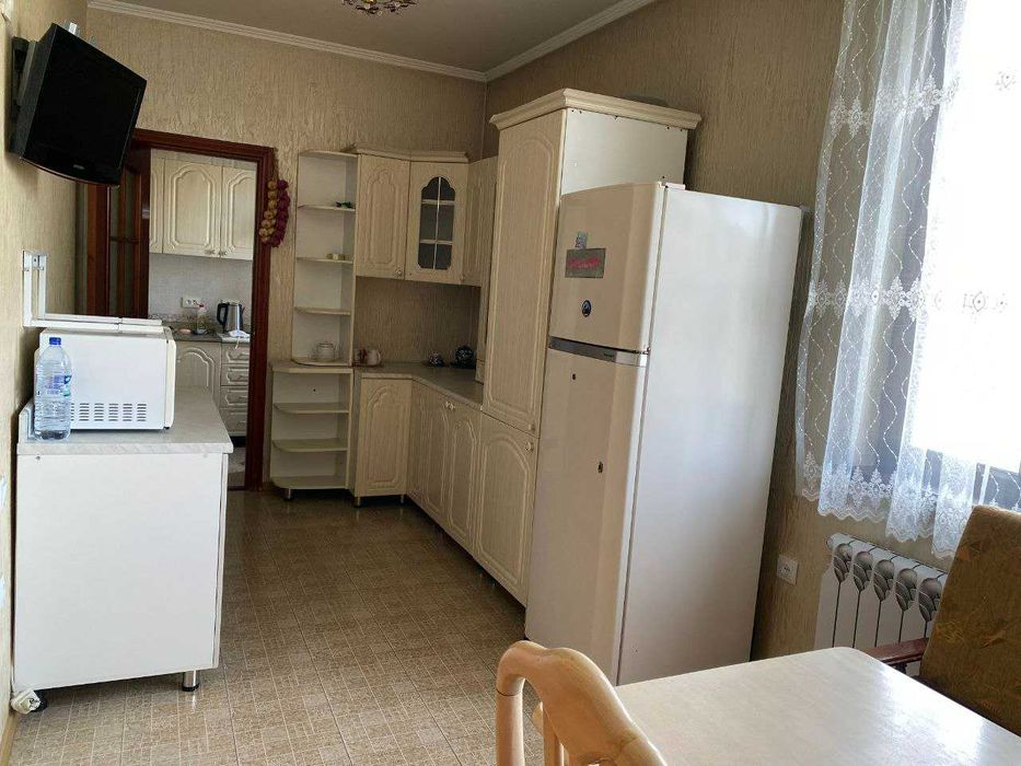 Аренда  3 комн. 3/3/4, Дружба Народов, Korzinka