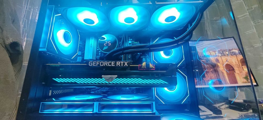 Мощно Геймърско РС Ryzen 7 7700X/32Gb/1Tb/Asus Strix RTX 3070/Гаранция