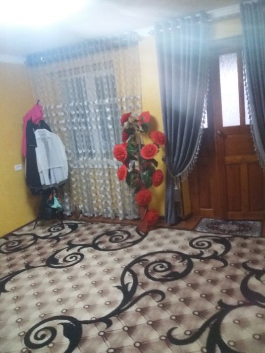 Uy sotiladi srochni narxi 280mln kelishiladi