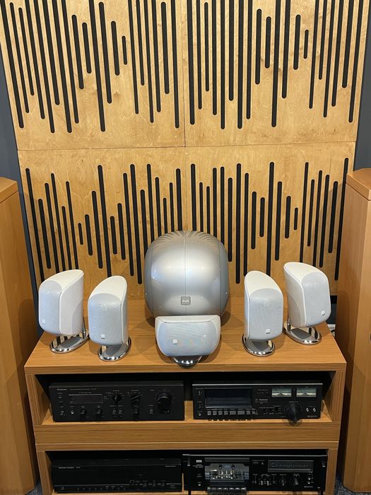 Subwoofer bowers wilkins PV1 si boxe sateliti M1