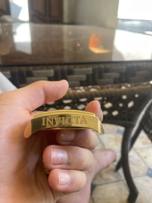 часы.     срочно