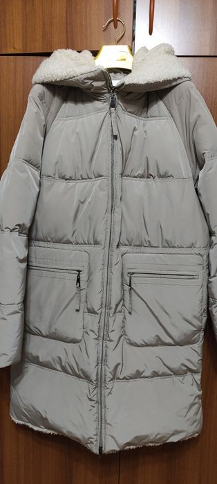 Продам пуховик женский