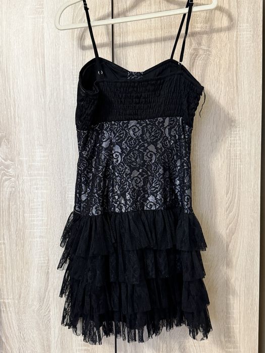Платье черное, размер М