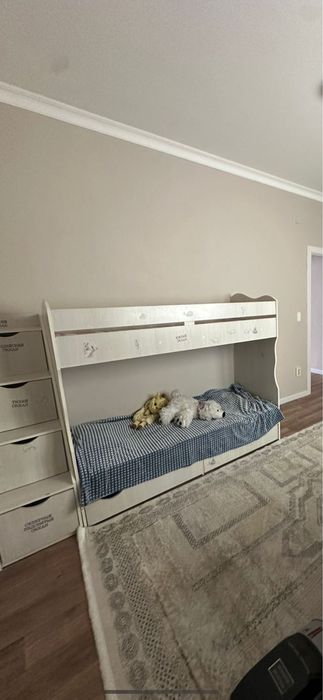 Продам кровать детскую даухъярусную