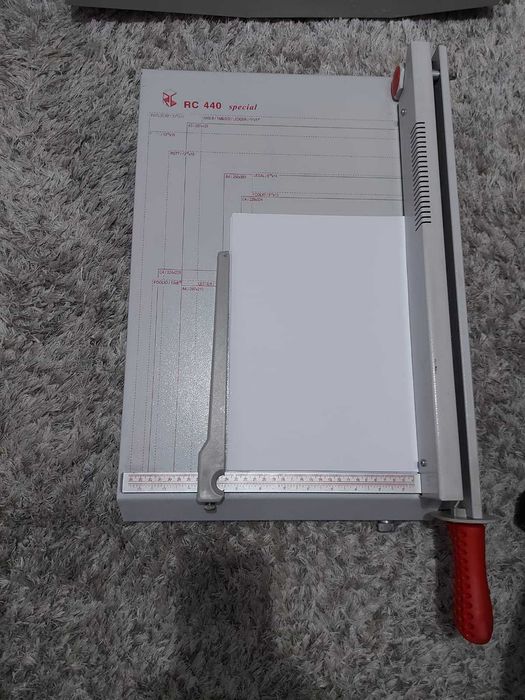 Ghilotina semiprofesionala birou RC 440 special A3+