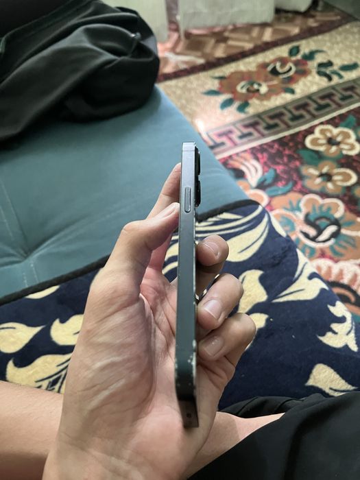 iPhone 13 с коробк