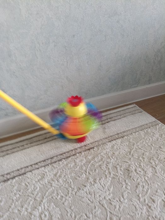 Игрушки , каталки, пирамида