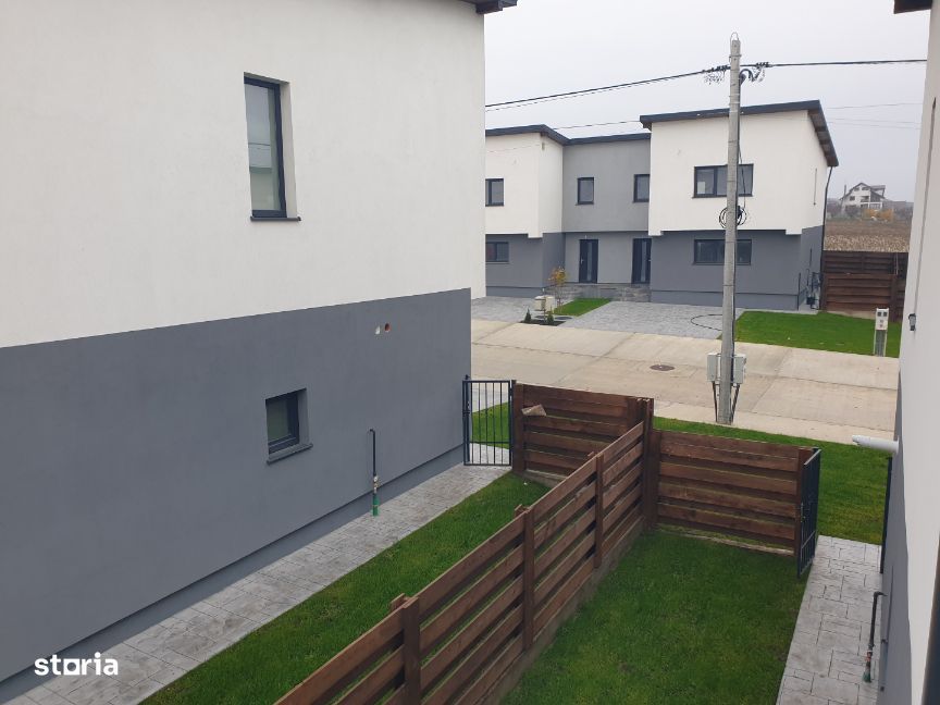IASI - Valea Lupului - Casa cu 5 camere parter + etaj - INTABULATA