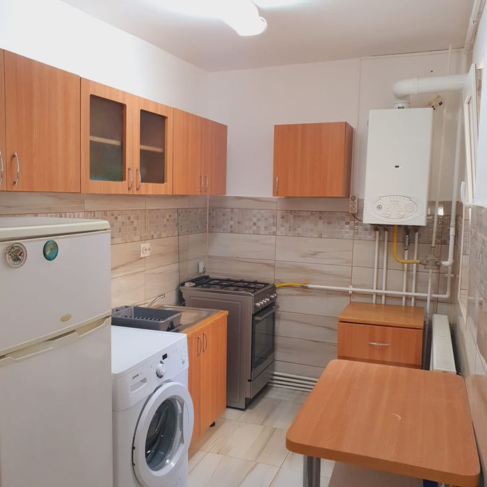 Închiriez apartament 1 camera în Timisoara