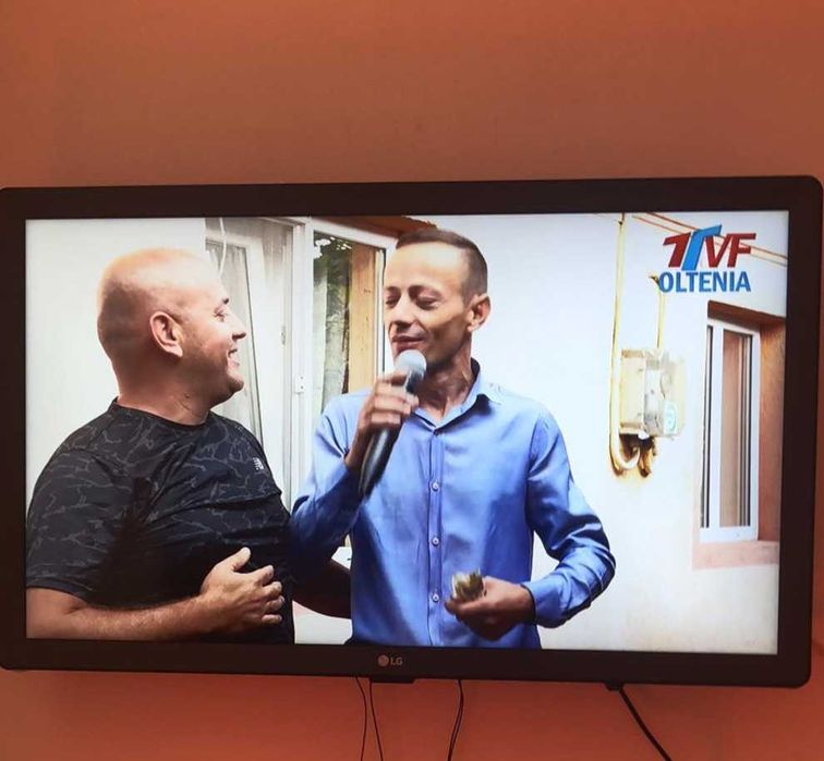 Televizor Smart 70 cm