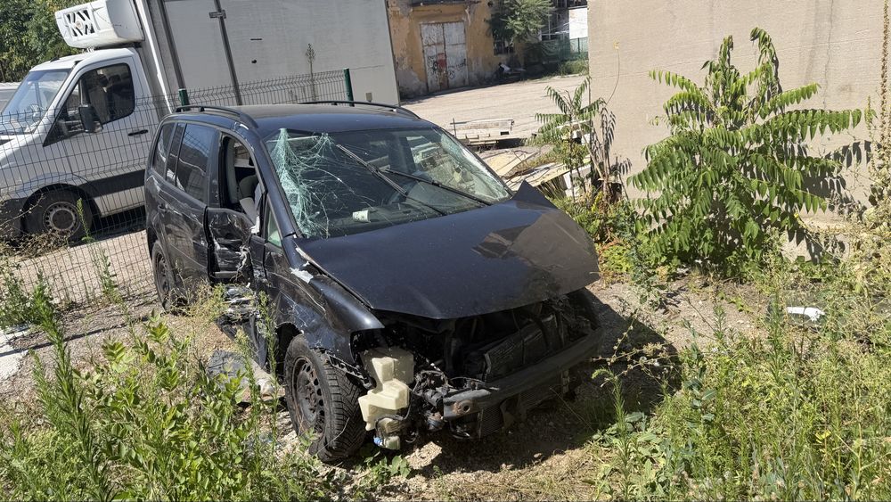 VW touran 1.9 tdi 105 на части