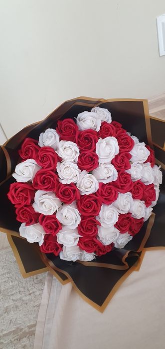 Aranjanjament trandafiri de săpun