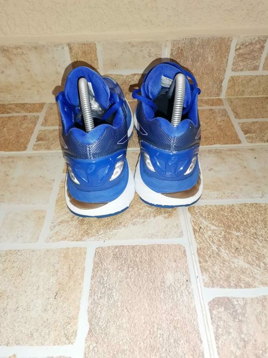 Маратонки Asics Gel.Номер 39.