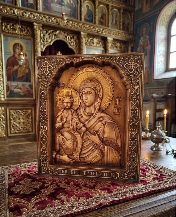 Икони дърворезба