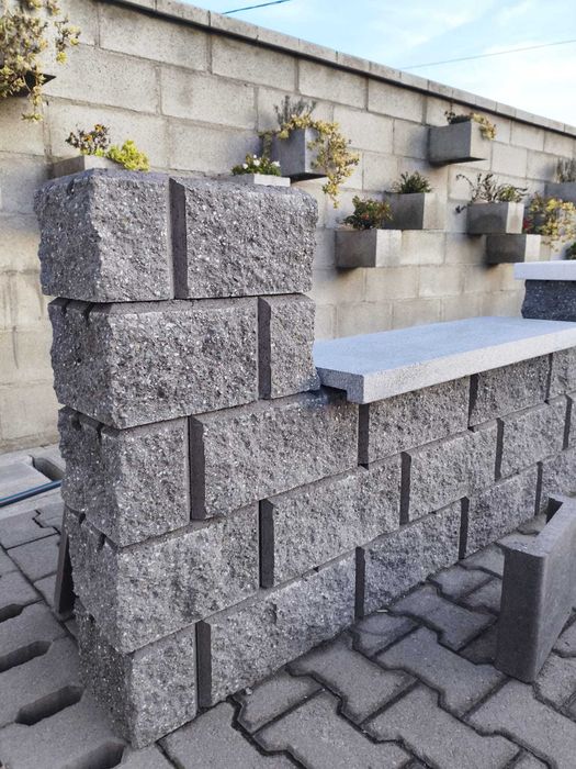 Boltari ornamentali splitati