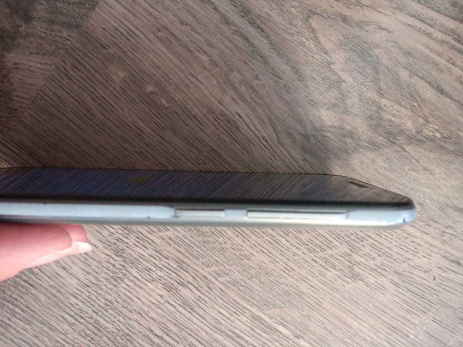 Телефон Vodafone Smart N8