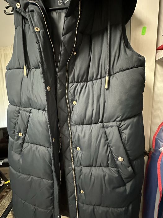 Дамски черен  елек размер С/ М