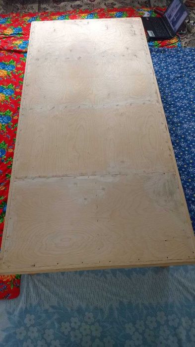 Жер үстел сатылады/ продается стол