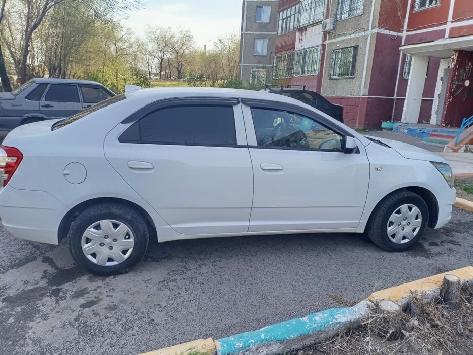Продам шевролет кобальт
