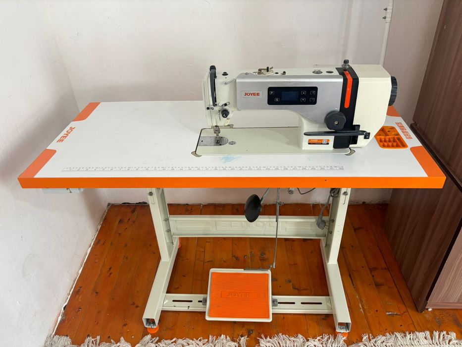 Joyee  продаётся швейная машина