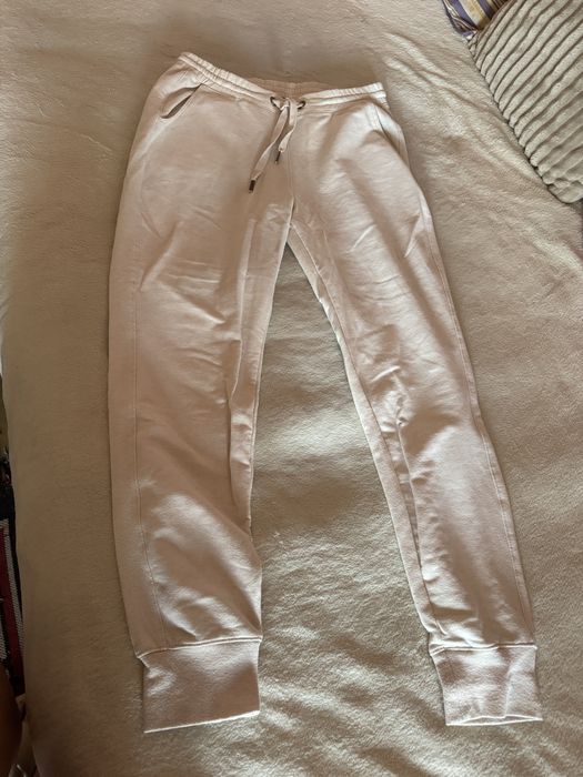 Pantaloni de trening