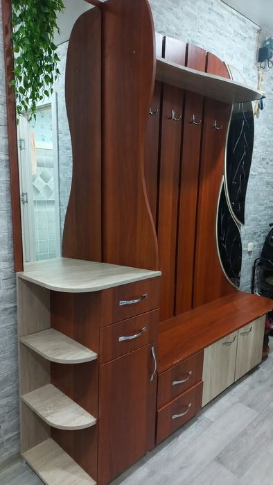 Продам  прихожку