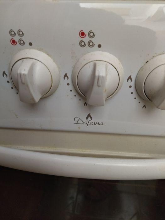 Продам газовую плиту