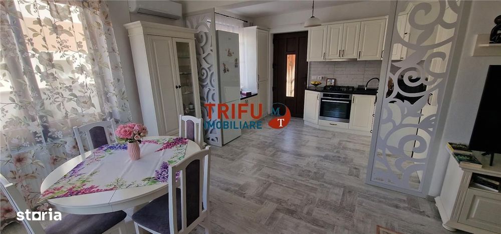 Casa tip Duplex de vanzare in Cetate