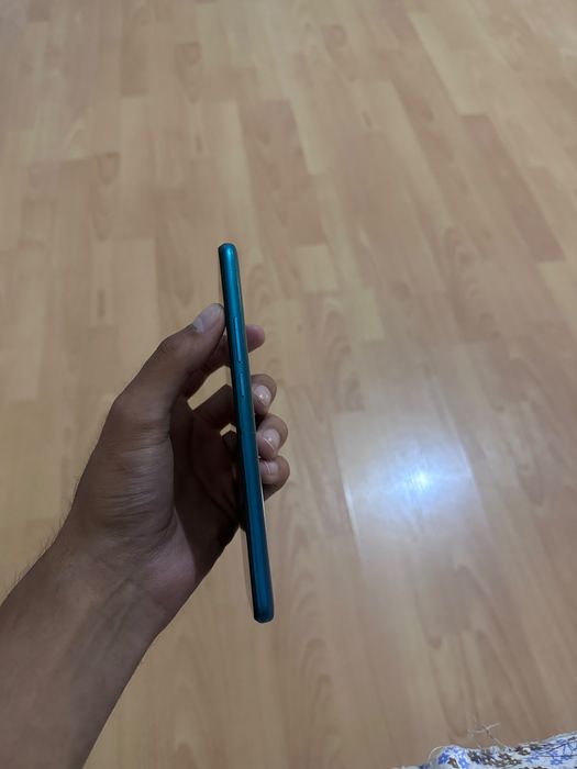 Xiaomi Redmi 9 срочно продам