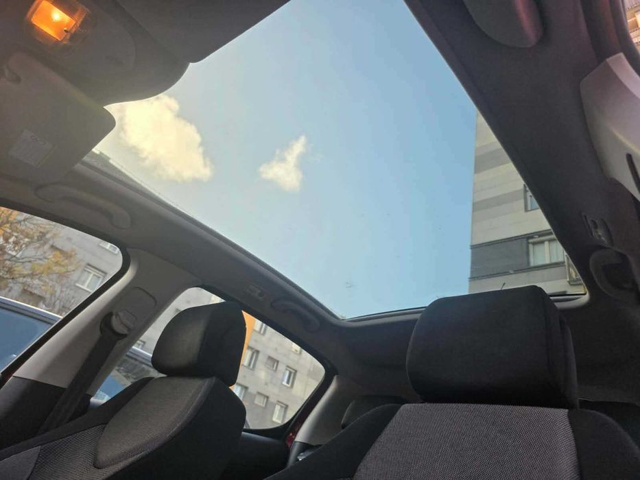 Mașină Peugeot de vanzare