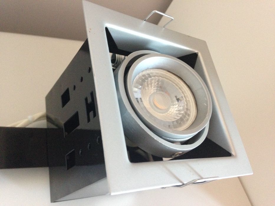 Осветително тяло за магазин или офис