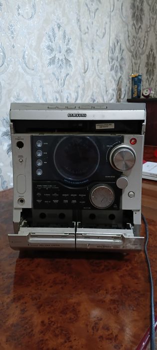 Samsung музикални сентр