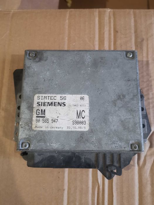 Контролен модул двигател Opel Omega